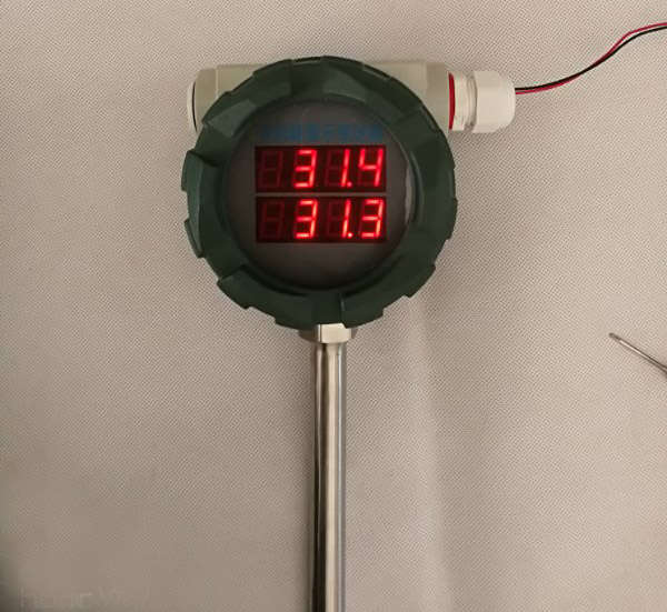 双路现场显示温度变送器